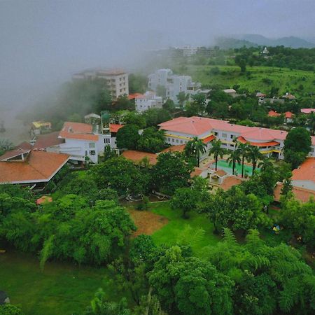 Manas Lifestyle Resort, Igatpuri Exterior photo